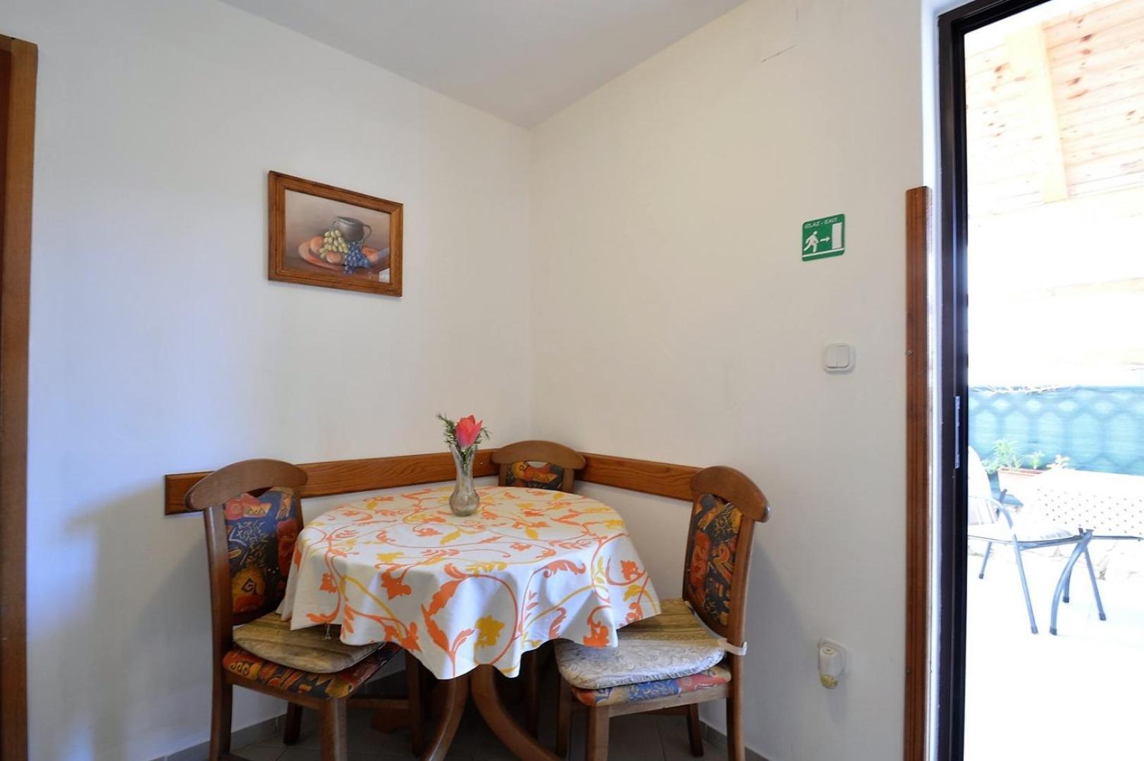 House Rahela Hotell Mali Lošinj Exteriör bild